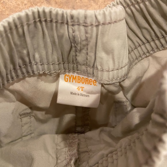 Gymboree Carter’s button-down and two Shorts - Picture 4 of 7
